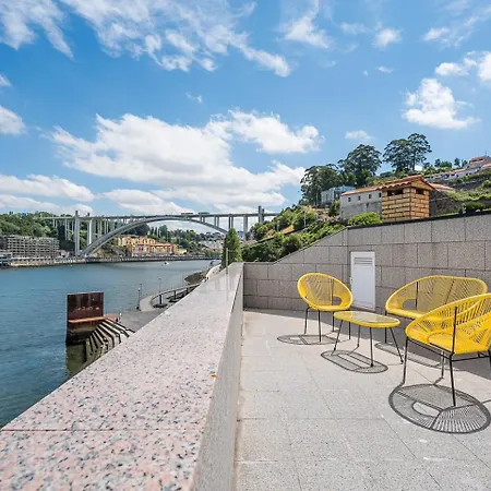 Apartment Guestready - Afurada River View *